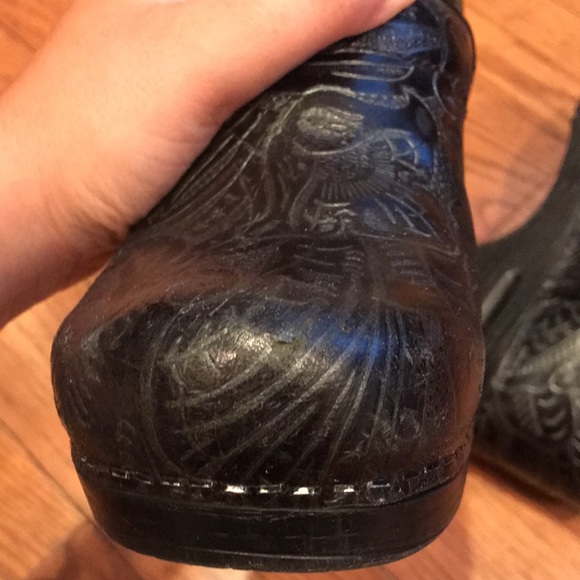 Floral embossed Dansko Clogs - Picture 8 of 9